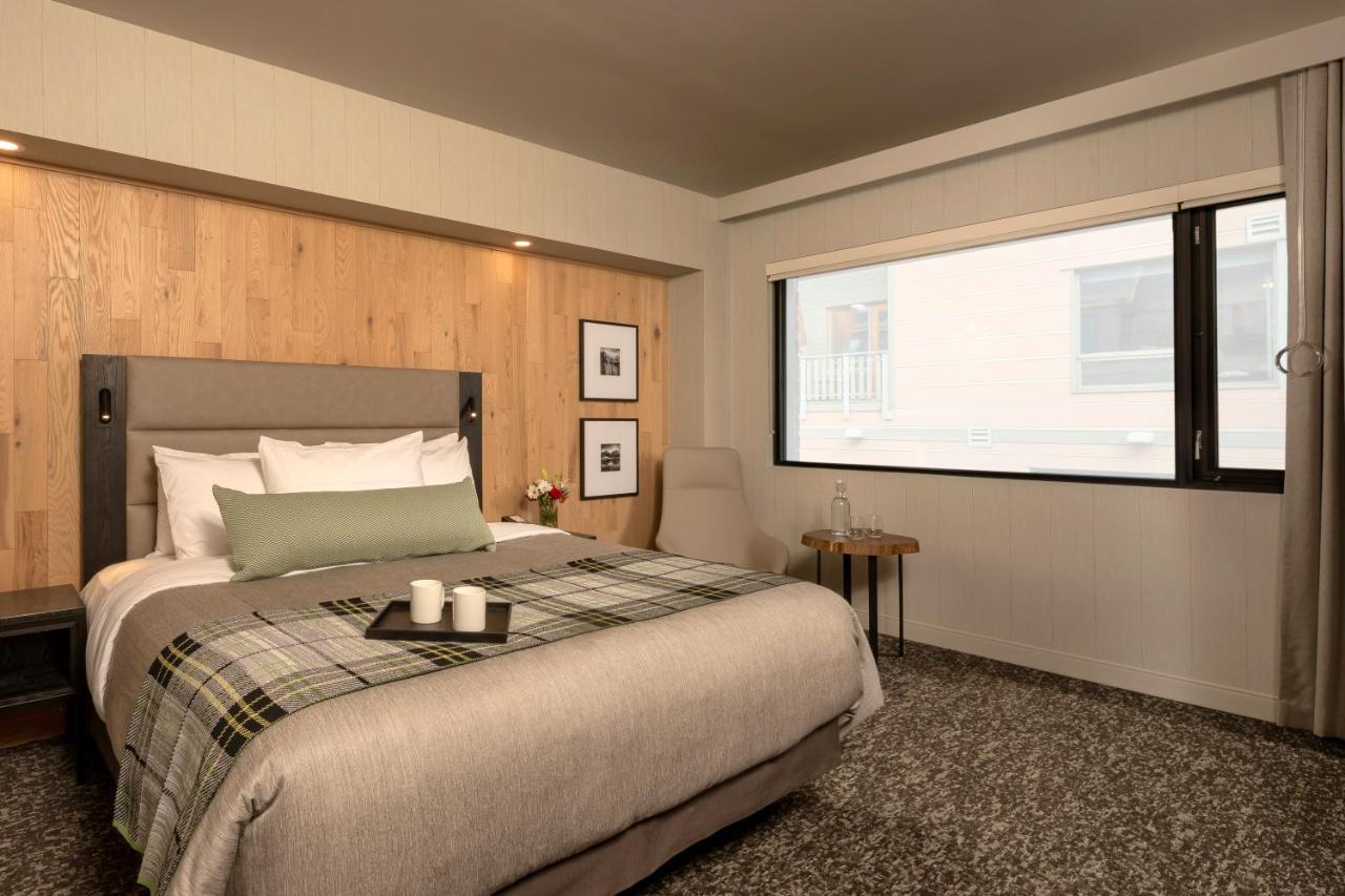 Peaks Hotel And Suites Banff Extérieur photo