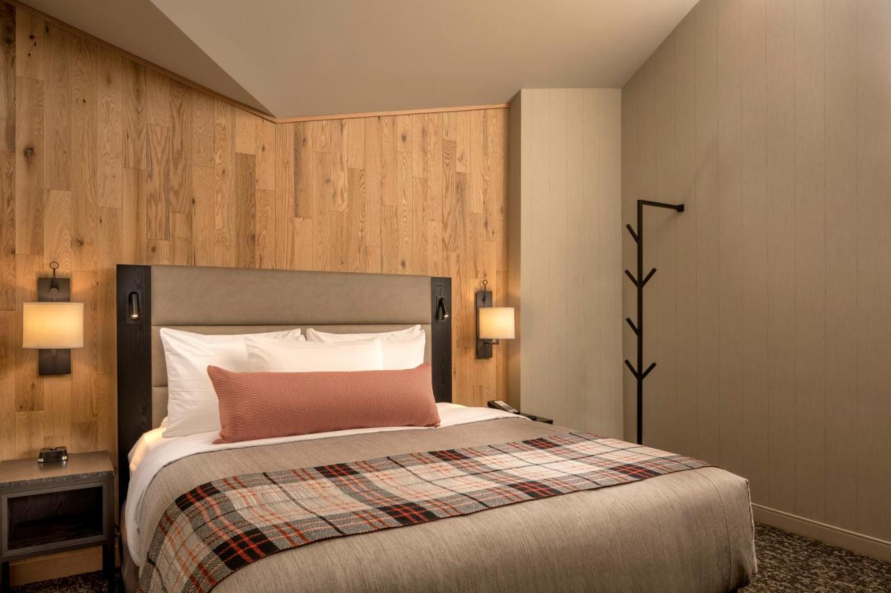 Peaks Hotel And Suites Banff Extérieur photo