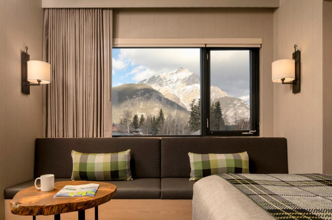 Peaks Hotel And Suites Banff Extérieur photo