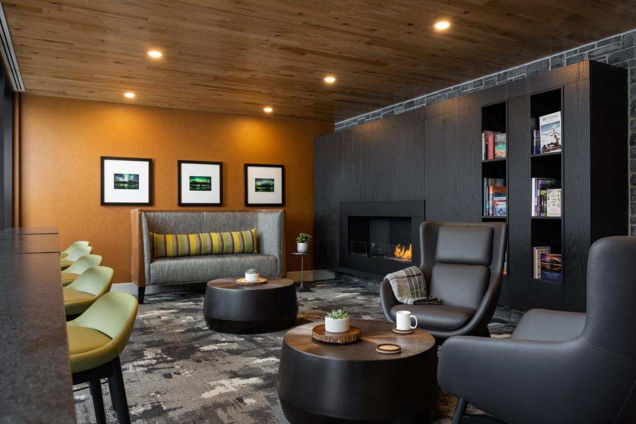 Peaks Hotel And Suites Banff Extérieur photo