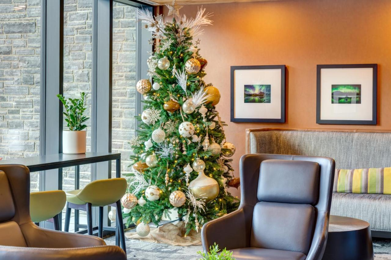 Peaks Hotel And Suites Banff Extérieur photo