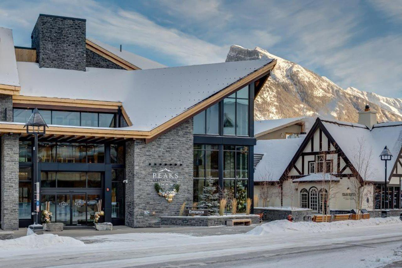 Peaks Hotel And Suites Banff Extérieur photo