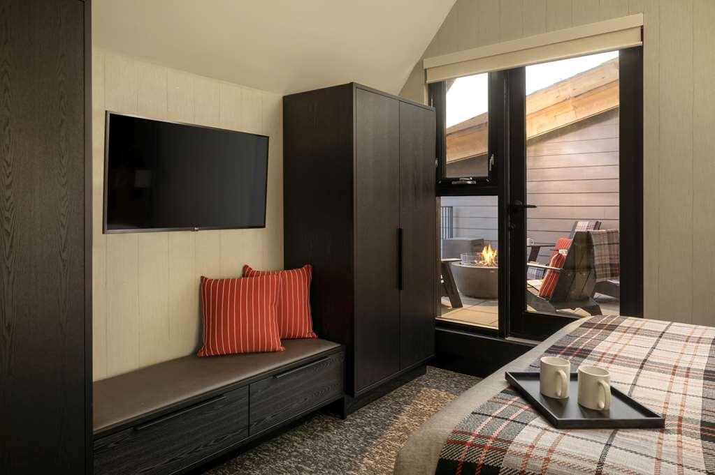 Peaks Hotel And Suites Banff Chambre photo