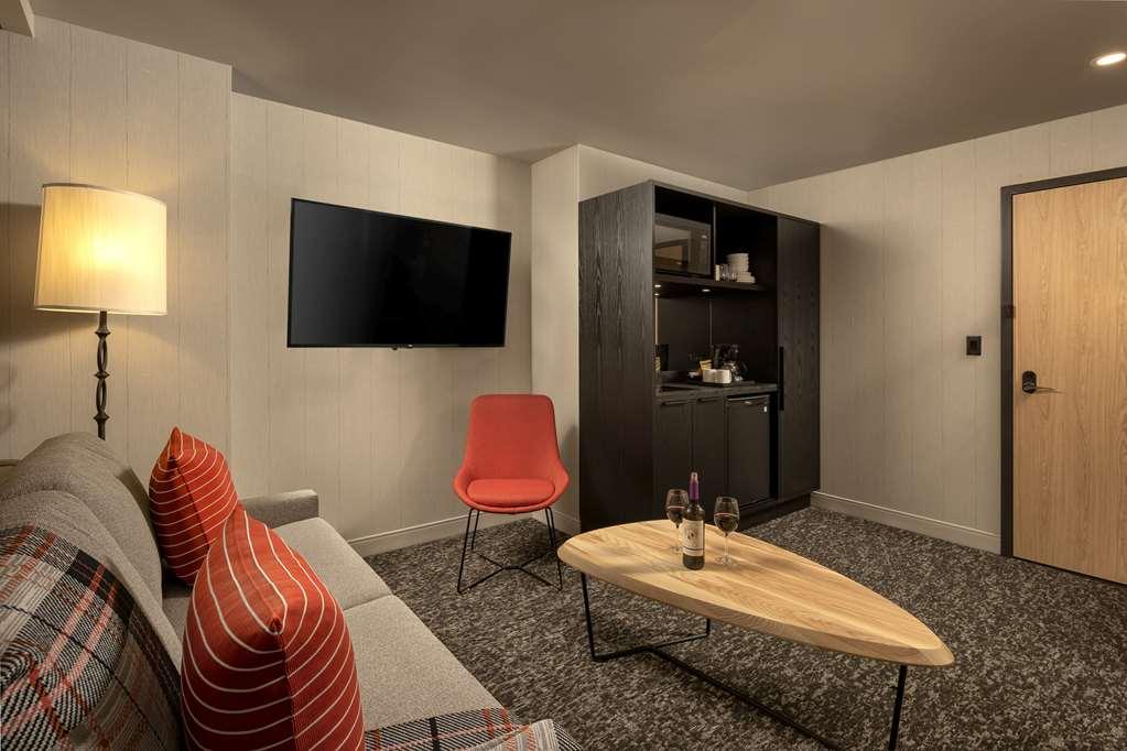 Peaks Hotel And Suites Banff Chambre photo