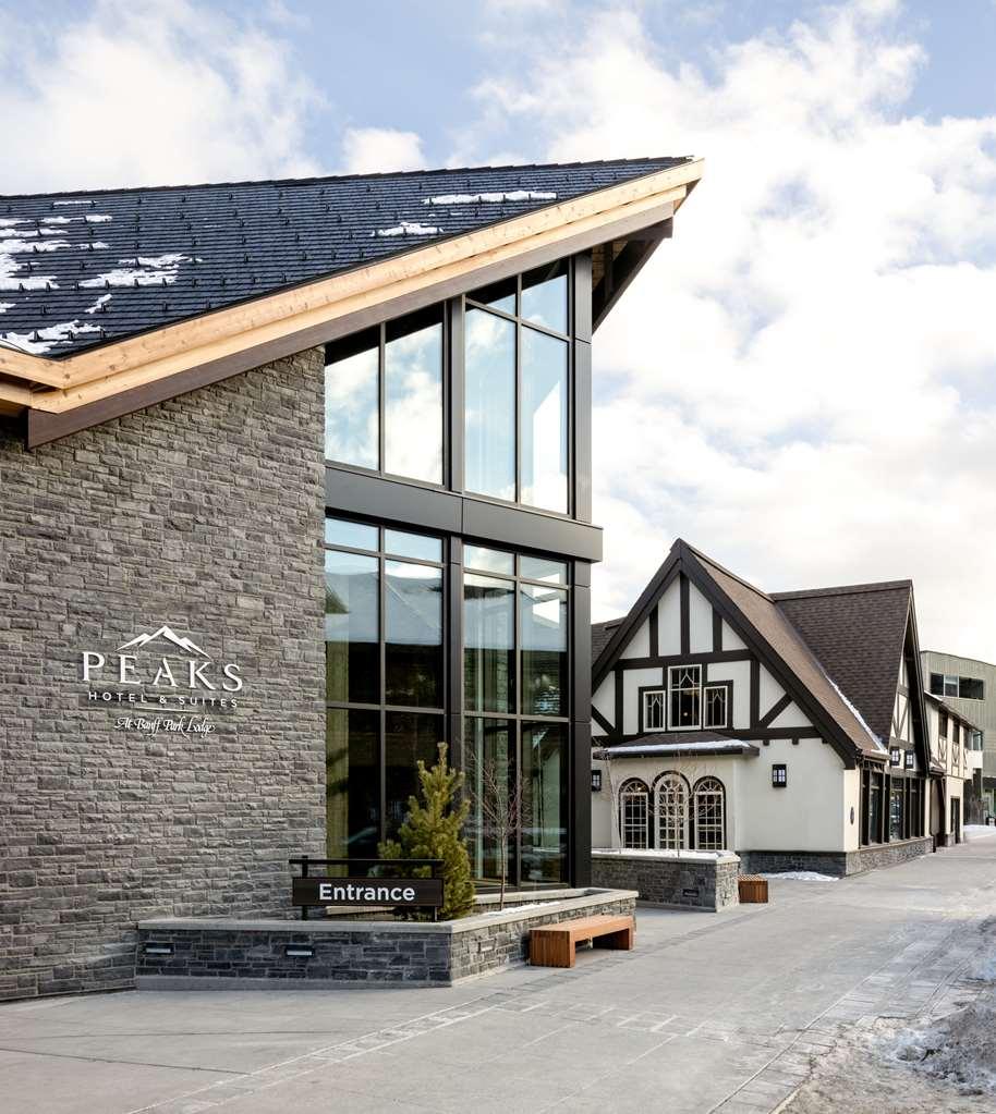 Peaks Hotel And Suites Banff Extérieur photo